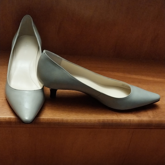 Calvin klein pointed toe patent pump - Picture 5 of 7